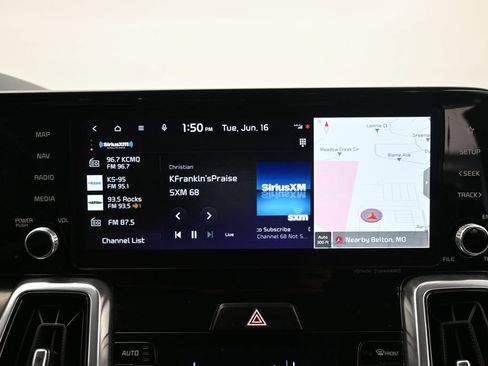 Used 2023 Kia Sorento SX AWD/4WD image 17