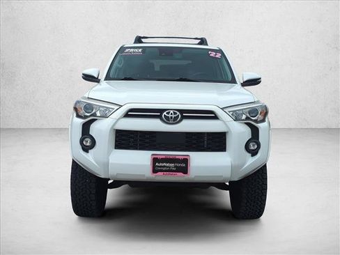 Used 2022 Toyota 4Runner SR5 Premium w/ Moonroof Package AWD/4WD image 2