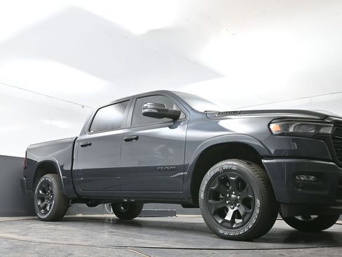 New 2026 RAM 1500 4x4 Crew Cab image 39