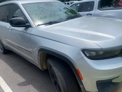 Used 2021 Jeep Grand Cherokee L Laredo AWD/4WD image 8