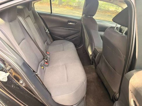 Used 2021 Toyota Corolla LE FWD image 12