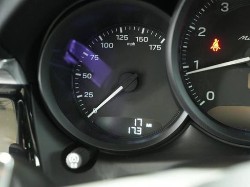 New 2026 Porsche Macan Turbo image 15