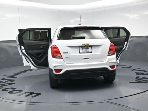 Certified 2020 Chevrolet Trax LS image 26
