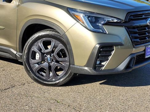 Used 2023 Subaru Ascent Onyx Edition image 6