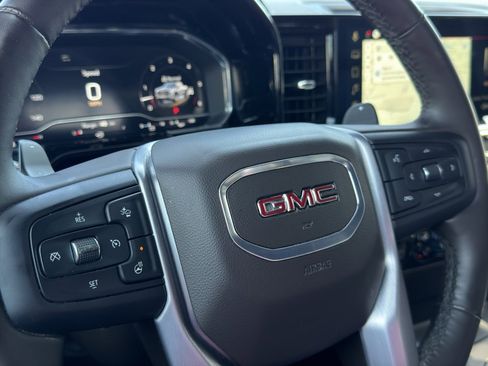 Used 2025 GMC Sierra 1500 SLT w/ SLT Premium Plus Package image 25