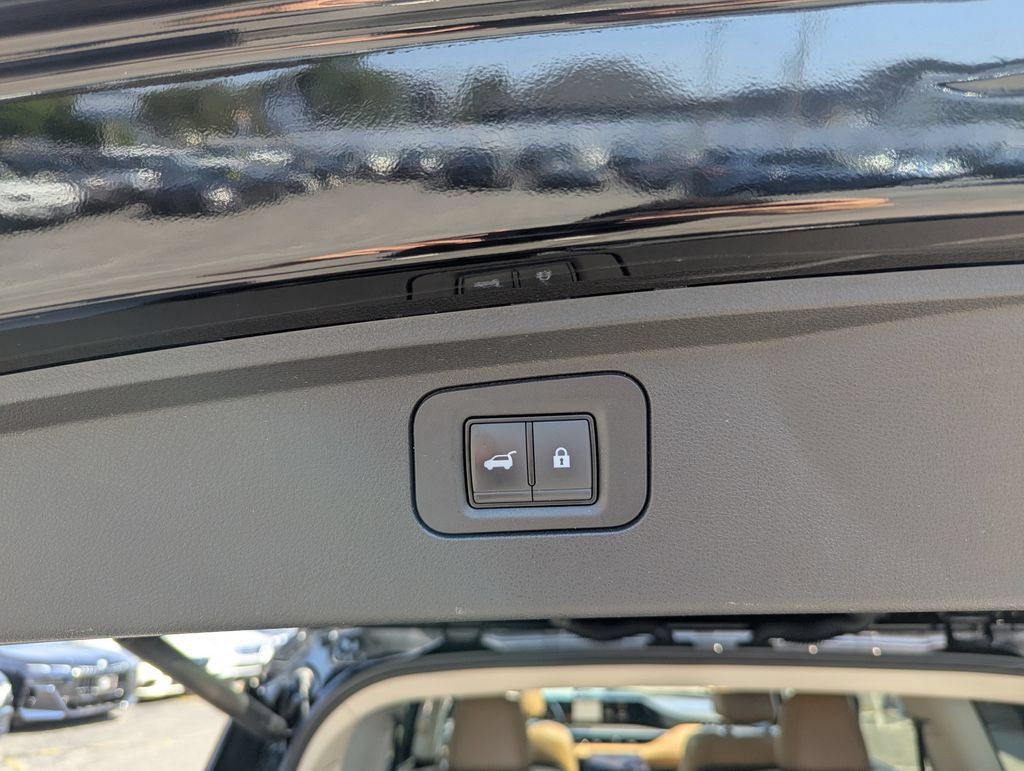 Used 2025 INFINITI QX80 Luxe AWD/4WD image 38