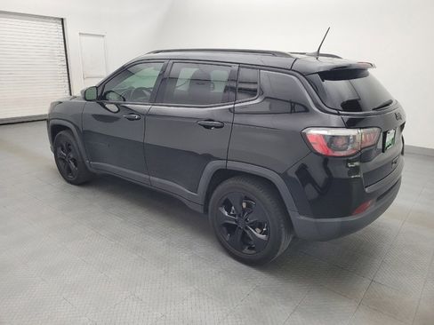 Used 2021 Jeep Compass Latitude w/ Sun and Sound Group FWD image 3
