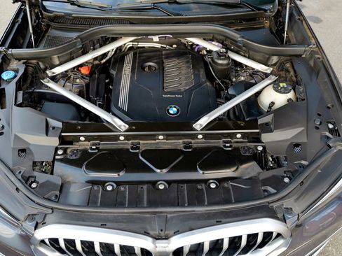 Used 2021 BMW X6 xDrive40i w/ Convenience Package image 63