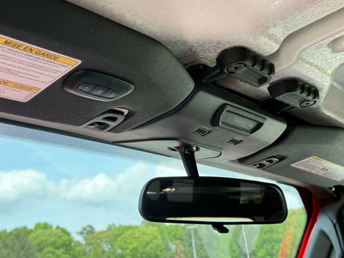 Used 2021 Jeep Gladiator Sport image 24