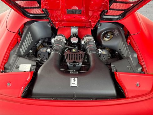 Certified 2013 Ferrari 458 Spider Base image 24