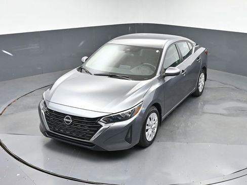 Used 2024 Nissan Sentra S image 40