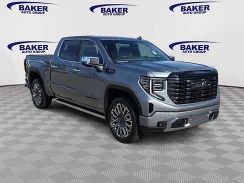 New 2026 GMC Sierra 1500 Denali Ultimate w/ LPO, Black Badging Package AWD/4WD image 3