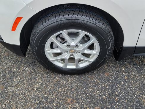 Used 2022 Chevrolet Equinox LT AWD/4WD image 6