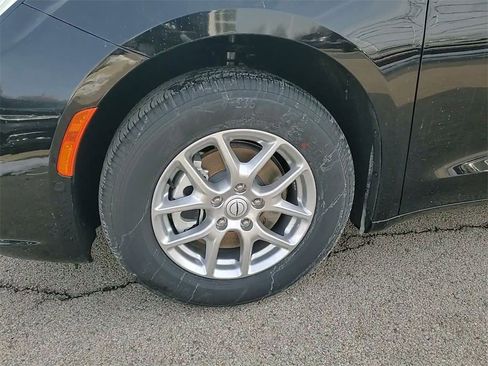 New 2026 Chrysler Pacifica Select image 19