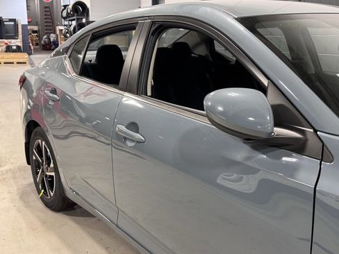 New 2025 Nissan Sentra SV image 8