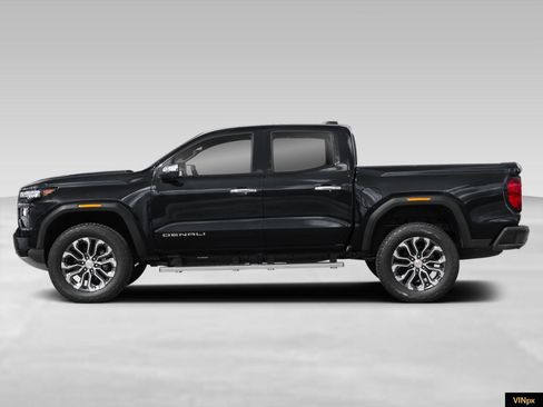 New 2026 GMC Canyon Denali image 3