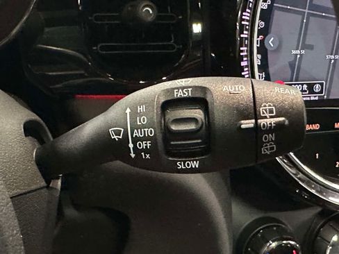 Used 2024 MINI Cooper S w/ Signature Upholstery Package FWD image 31