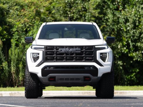 Used 2024 GMC Canyon AT4X AWD/4WD image 37
