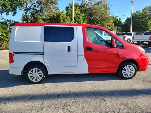 Used 2019 Nissan NV200 SV w/ Navigation Package image 8