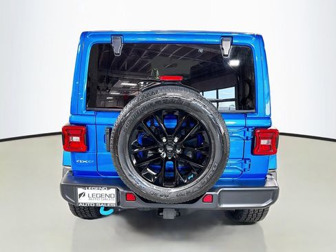 Used 2023 Jeep Wrangler Unlimited Sahara image 8