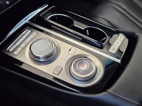 Used 2023 Genesis G80 2.5T image 18