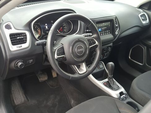 Used 2018 Jeep Compass Sport w/ Tech Group image 14