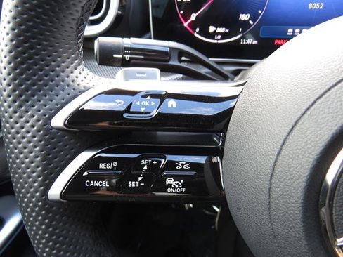 Used 2025 Mercedes-Benz C 300 4MATIC Sedan image 11