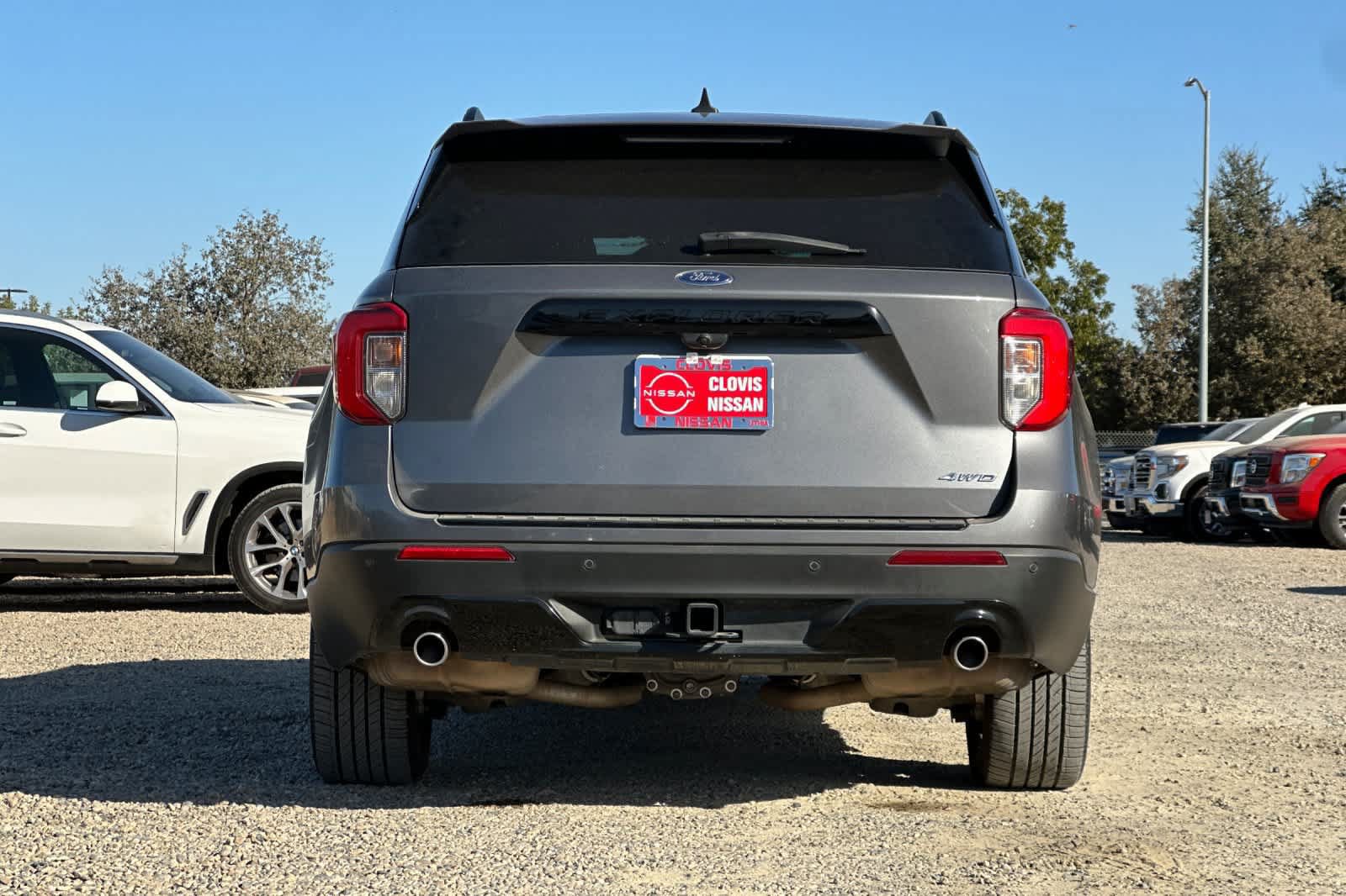 Used 2022 Ford Explorer ST-Line w/ Class IV Trailer Tow Package AWD/4WD image 8