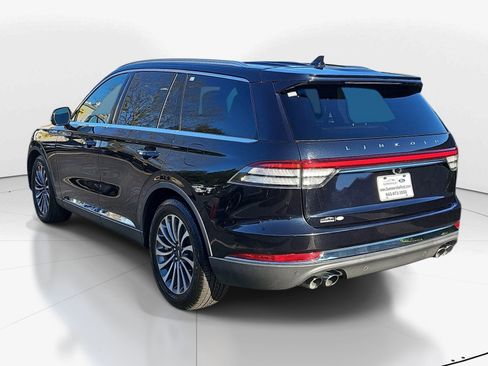 Used 2020 Lincoln Aviator Reserve w/ Equipment Group 201A image 4