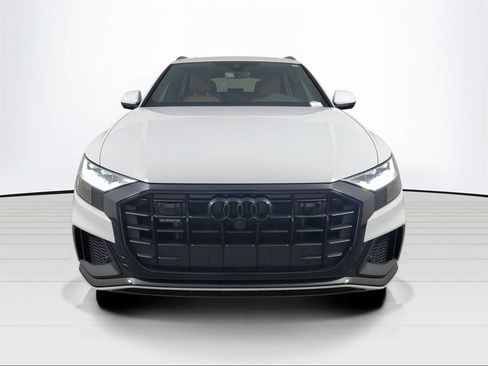 Used 2023 Audi Q8 Premium Plus image 2