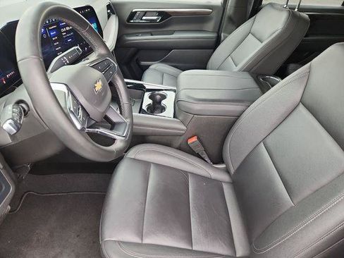 Used 2025 Chevrolet Tahoe LT AWD/4WD image 13