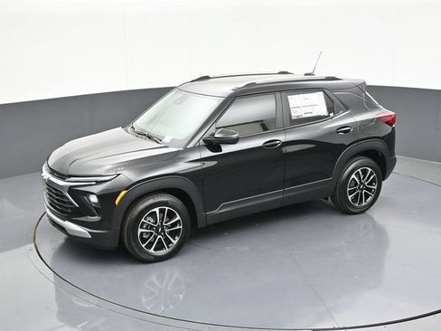 New 2026 Chevrolet TrailBlazer LT w/ Convenience Package FWD image 61