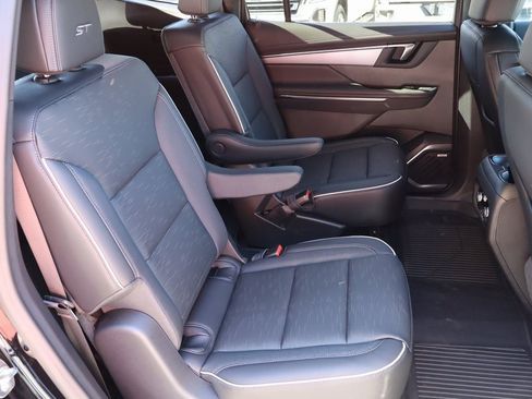 New 2026 Buick Enclave Sport Touring w/ Power Package image 25