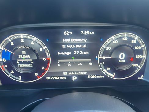Used 2024 Mitsubishi Outlander SEL AWD/4WD image 27