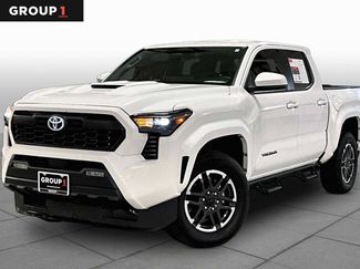 Used 2025 Toyota Tacoma TRD Sport RWD video 1