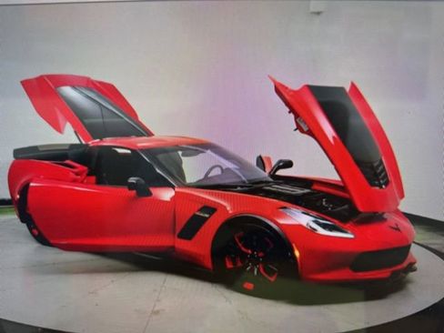 Used 2017 Chevrolet Corvette Z06 w/ Z07 Performance Package image 9