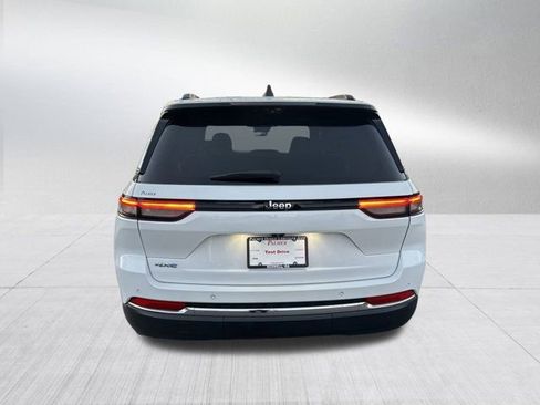 Used 2023 Jeep Grand Cherokee 4WD 4xe w/ Luxury Tech Group II image 7