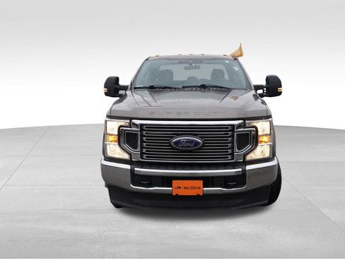 Certified 2022 Ford F350 XLT image 12