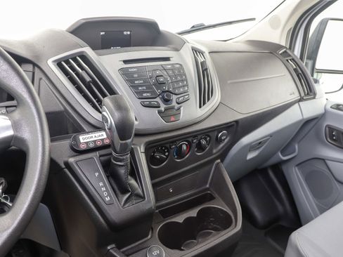 Used 2019 Ford Transit 350 XL image 21