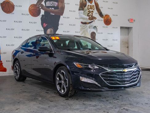 Used 2023 Chevrolet Malibu LT image 19