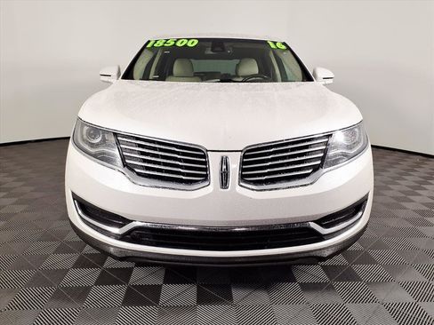 Used 2016 Lincoln MKX Select w/ Select Plus Package image 2