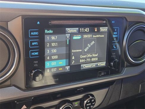 Certified 2018 Toyota Tacoma 4x4 Double Cab image 21