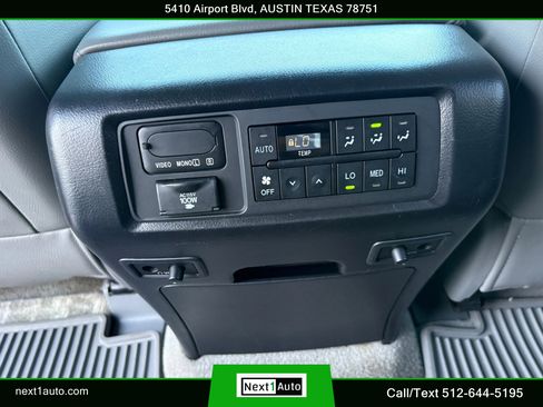 Used 2011 Toyota Sequoia Platinum image 38