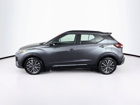 Used 2024 Nissan Kicks SR FWD image 8