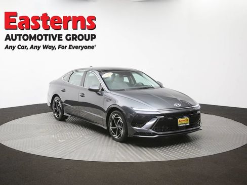 Used 2024 Hyundai Sonata SEL w/ Convenience Package FWD image 51