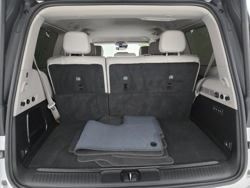 Used 2022 Jeep Wagoneer Series III image 14