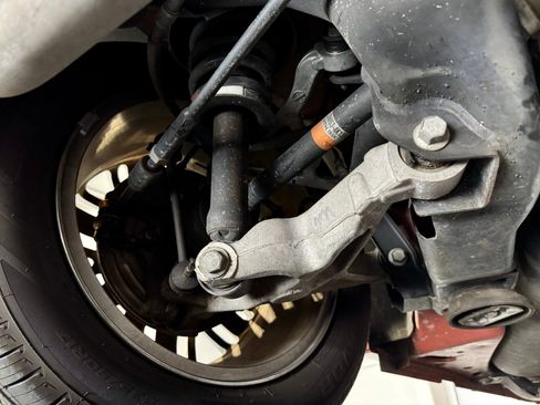 Used 2003 Ford Thunderbird image 99