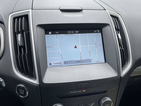 Used 2017 Ford Edge SEL w/ Equipment Group 201A FWD image 14