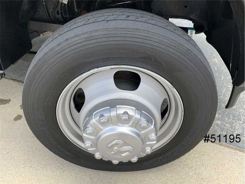 Used 2021 RAM 5500 Tradesman image 19