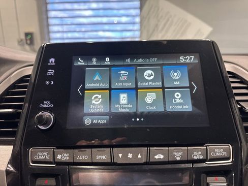 Used 2024 Honda Odyssey Sport image 14